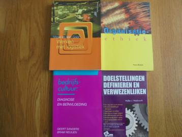 Bedrijfskunde 4 boeken beschikbaar voor biedingen