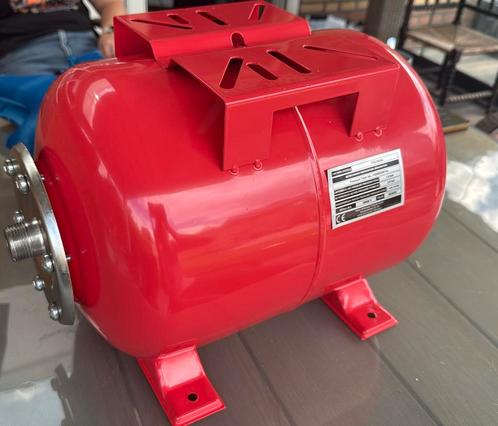 Expansievat/drukvat | Rood | 24 liter | Horizontaal, Doe-het-zelf en Verbouw, Compressors, Nieuw, Minder dan 6 bar, Minder dan 25 liter