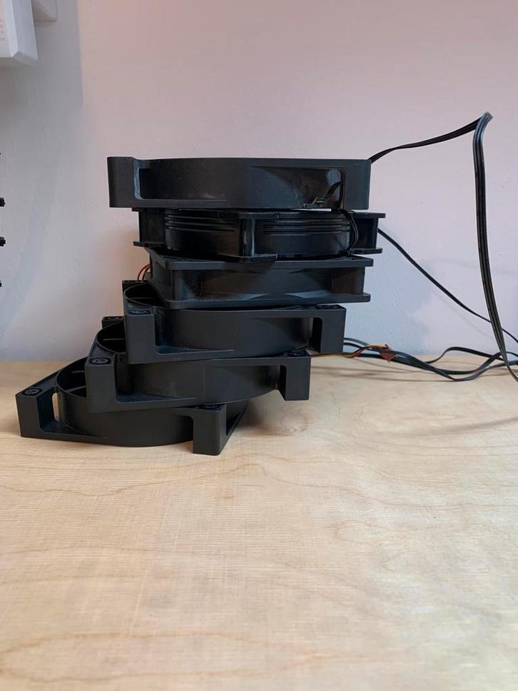 6x PC Fans (NZXT) – zwart, Computers en Software, Computerkoelers, Zo goed als nieuw, Luchtkoeling, Ophalen of Verzenden