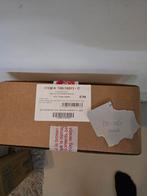 Sealed case prismatic evolutions etb's, Hobby en Vrije tijd, Ophalen, Zo goed als nieuw, Boosterbox