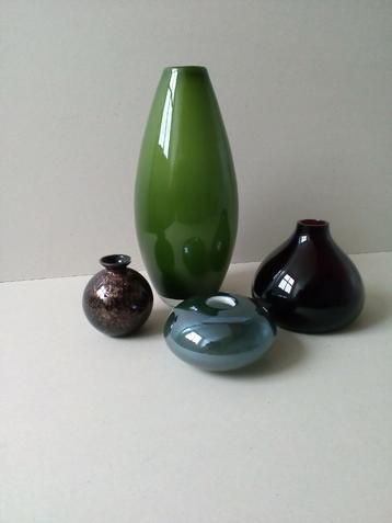 Vazen glas.Vintage.Handgemaakt/geblazen.Pr.p/st.vanaf. beschikbaar voor biedingen