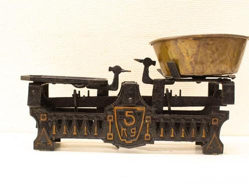 Gietijzeren weegschaal 33919, Witgoed en Apparatuur, Weegschalen, Gebruikt, Keukenweegschaal, Minder dan 10 kg, Ophalen of Verzenden