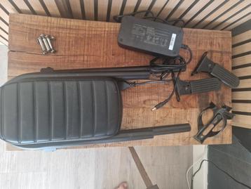 *fatbike* achterzitje, voetsteunen (oplader is verkocht) beschikbaar voor biedingen