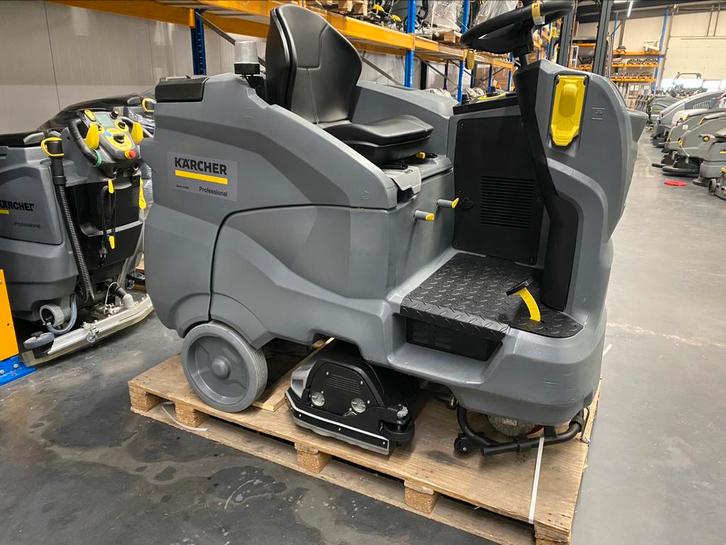 KÄRCHER B150 Schrobmachine R75, Doe-het-zelf en Verbouw, Reinigingsmachines, Zo goed als nieuw, Schrobmachine, Ophalen of Verzenden