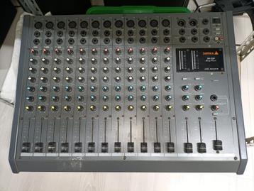 Samick SM-122P 12-kanaals Mixer beschikbaar voor biedingen