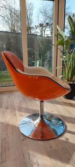 Retro ronde draaistoel fauteuils oranje wit, Huis en Inrichting, Fauteuils, Ophalen, Gebruikt, Leer, 75 tot 100 cm