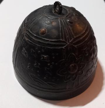 messing plafondkap ( halve bol van een olielamp ? ) beschikbaar voor biedingen