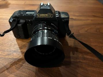 Canon T70 met een Canon  zoom lens FD 30 -70 mm