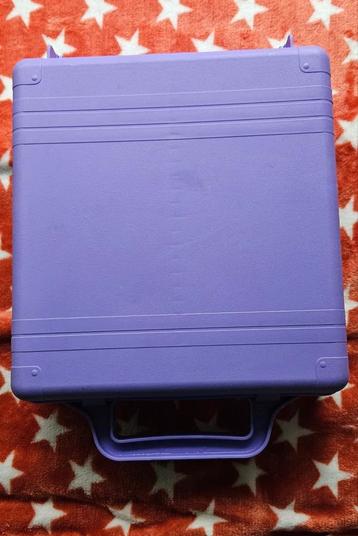 cassette bandjes draag koffer erg mooie nette zgan staat beschikbaar voor biedingen