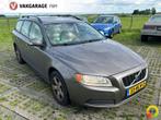 Volvo V70 2.0D, Auto's, Volvo, Voorwielaandrijving, Gebruikt, Euro 4, Zilver of Grijs