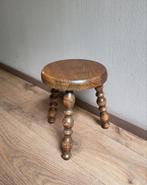 Oud bruin houten tafeltje / plantentafeltje - driepoot, Antiek en Kunst, Ophalen of Verzenden