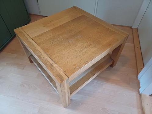 Eiken Salontafel / Bijzettafel met Plank 75x75x45, Huis en Inrichting, Tafels | Bijzettafels, Gebruikt, Vierkant, 45 tot 60 cm