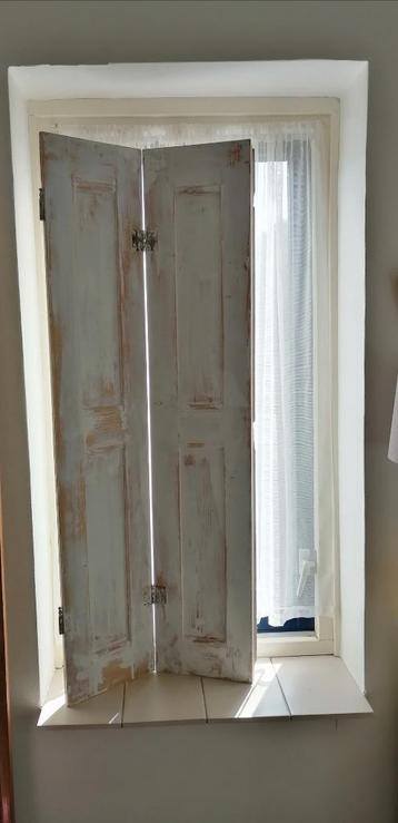 Brocante Luik 2-delig  beschikbaar voor biedingen
