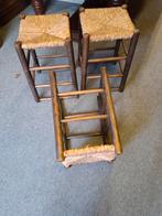 Set van 3 vintage houten krukjes met rieten zitting, Ophalen