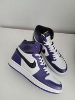 Nieuwe Nike Air Jordan 1 high purple white maat 41, Kleding | Heren, Overige kleuren, Sportschoenen, Nieuw, Ophalen of Verzenden