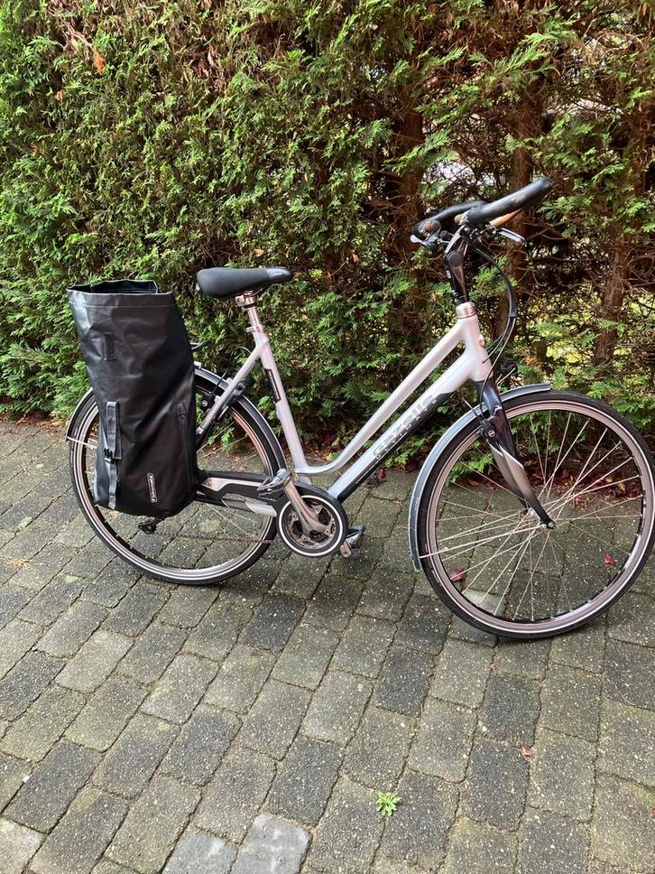 Gazelle Ultimate Trekking Vakantiefiets maat 56/57, Fietsen en Brommers, Fietsen | Dames | Damesfietsen, Gebruikt, Gazelle, Versnellingen