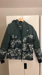 Nieuwe ski jas of winterjas maat 158-164, Kinderen en Baby's, Ophalen of Verzenden, Nieuw, Jongen, Jas