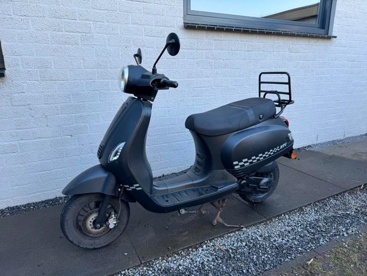 BTC Riva scooter 2020 | Opknapper, Fietsen en Brommers, Snorfietsen en Snorscooters, Benzine, Ophalen