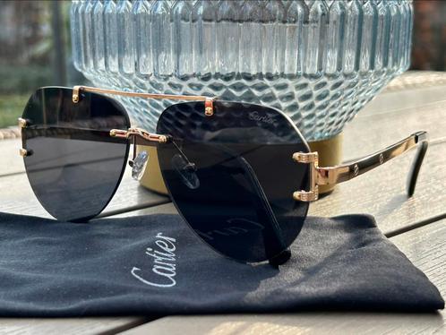 Nieuw-luxe Cartier zonnebril UV400 zwart/goud uni, Sieraden, Tassen en Uiterlijk, Zonnebrillen en Brillen | Heren, Nieuw, Zonnebril