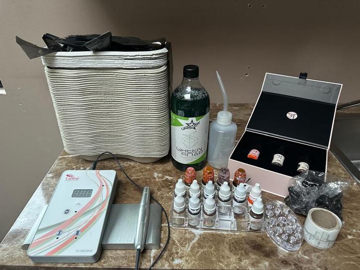Labina pl-1000 met toebehoren, Sieraden, Tassen en Uiterlijk, Uiterlijk | Cosmetica en Make-up, Zo goed als nieuw, Gehele gezicht