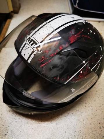 Motor helm, kinder helm, kleine helm beschikbaar voor biedingen