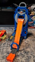 Hot Wheels Mega Garage Racebaan, Kinderen en Baby's, Speelgoed | Racebanen, Ophalen, Zo goed als nieuw