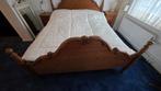 Houten bed houtsnijwerk en 2 nachtkastjes, Antiek en Kunst, Antiek | Meubels | Bedden, Ophalen of Verzenden