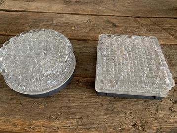 Plafondlampen RZB reliefglas/metaal 2 stuks jaren 70 beschikbaar voor biedingen