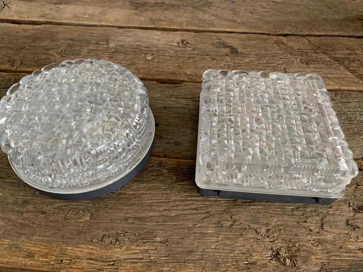 Plafondlampen RZB reliefglas/metaal 2 stuks jaren 70, Huis en Inrichting, Lampen | Plafondlampen, Zo goed als nieuw, Glas, Metaal