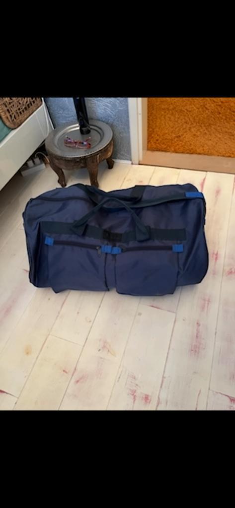 Reistas weekendtas blauw  canvas van Traveller, Sieraden, Tassen en Uiterlijk, Tassen | Reistassen en Weekendtassen, Zo goed als nieuw