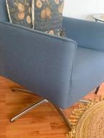 Blauwe fauteuil met metalen onderstel, Huis en Inrichting, Ophalen, Minder dan 75 cm, Zo goed als nieuw, Stof