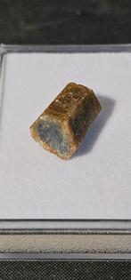 Zeldzame Gele Saffier - Prachtig Exemplaar!, Ophalen of Verzenden, Mineraal