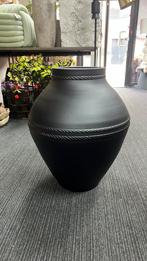 Robuuste pot, Huis en Inrichting, Woonaccessoires | Vazen, Ophalen, Steen, 50 tot 75 cm, Zwart