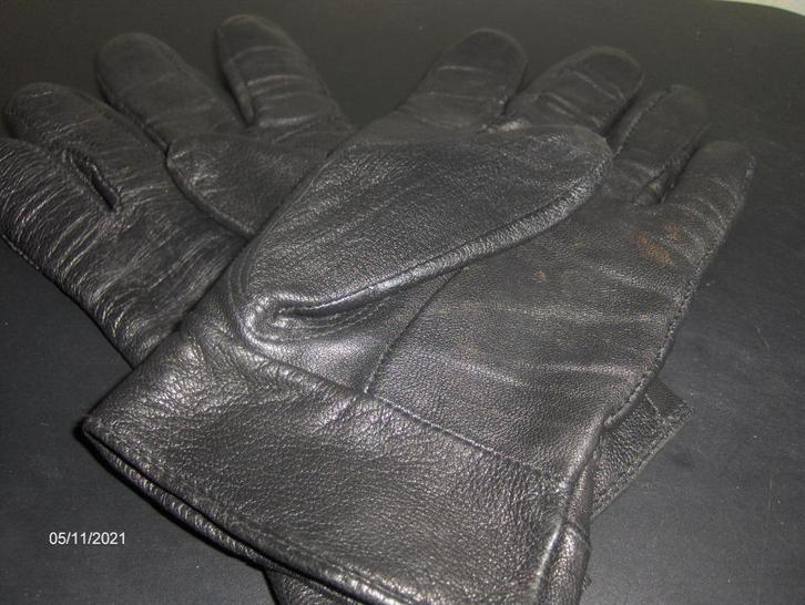 Zwart 100% Leren Handschoenen met een synthetische voering., Kleding | Dames, Mutsen, Sjaals en Handschoenen, Gedragen, Handschoenen