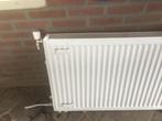 RADIATOR TYP 22, Doe-het-zelf en Verbouw, Verwarming en Radiatoren, Ophalen, 30 tot 80 cm, Radiator, Zo goed als nieuw