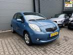 Toyota Yaris 1.3 VVTi Luna AIRCO/NIEUWE APK, Voorwielaandrijving, Stof, Gebruikt, 4 cilinders