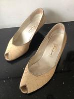 Paolo Colcone Italië pumps, Kleding | Dames, Schoenen, Pumps, Beige, Paolo Colcone, Ophalen of Verzenden