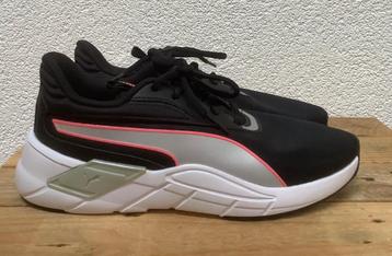 Splinternieuwe PUMA Soft foam + sneakers maat 37 én 38 beschikbaar voor biedingen