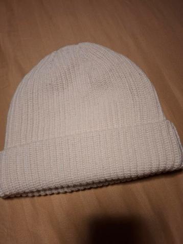 WE Muts Crème/Wit - Nieuw! beschikbaar voor biedingen