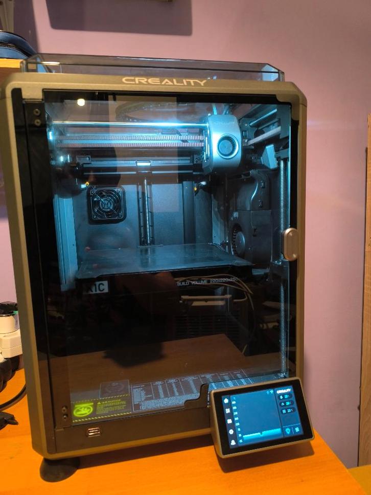 Creality K1C 3D printer +7 filamentrollen + set accessoires, Computers en Software, 3D Printers, Zo goed als nieuw, Ingebouwde Wi-Fi