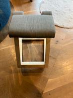 Grijze ZOLA kniestoel, Ophalen of Verzenden, Zo goed als nieuw, Hout, Eén