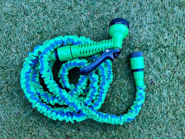 Flexibele Tuinslang 20M,Opzetstuk Sproeikop div Spraystanden, Caravans en Kamperen, Kampeeraccessoires, Nieuw, Ophalen of Verzenden