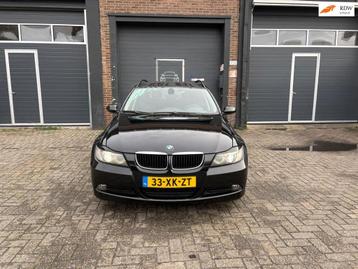 BMW 3-serie Touring 318i High Executive beschikbaar voor biedingen