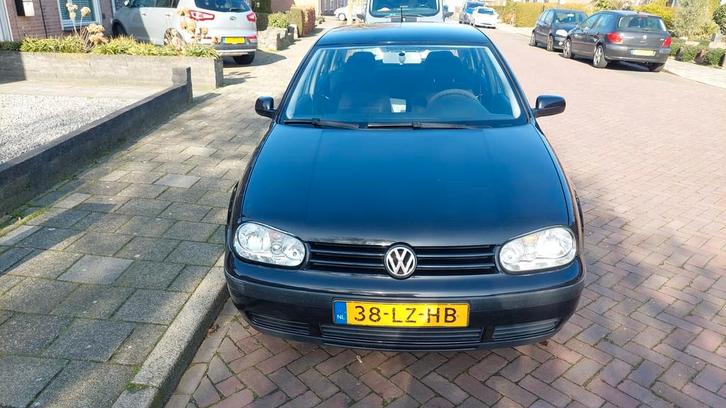 Volkswagen Golf 1.6 77KW 2003 Zwart, Auto's, Volkswagen, Particulier, Golf, Benzine, C, Hatchback, Handgeschakeld, Origineel Nederlands