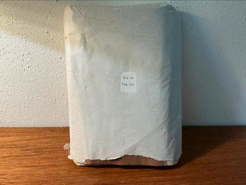 Vintage nylons zonder naad in pakketten van 14 stuks beschikbaar voor biedingen