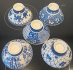 Vintage 5 Japanse blauwwit porseleinen rijst of soepkommen, Antiek en Kunst, Ophalen of Verzenden