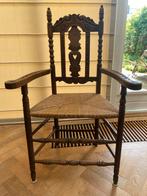 Antieke houten stoel met houtsnijwerk, Antiek en Kunst, Antiek | Meubels | Stoelen en Banken, Ophalen