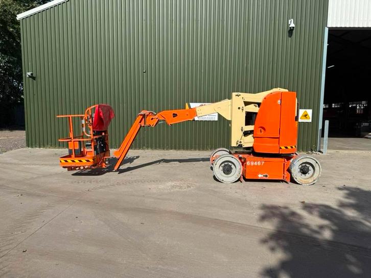 JLG E 300 AJPN Knikarm hoogwerker (bj 2007), Zakelijke goederen, Machines en Bouw | Liften, Steigers en Ladders