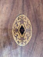Antieke ovale tafel met houtinleg, 120x85 cm, Ophalen