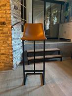 2Bruin leren barkrukken, Ophalen, Met voetsteun, Leer, Zo goed als nieuw